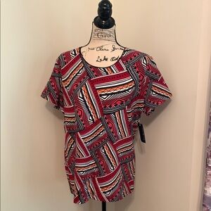 Kim Rogers NWT Geometric Multicolor Top (Coral Combo)